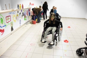 Tence : des ateliers pour tester le parcours du handicap