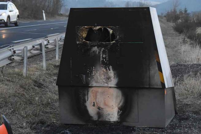 Le radar d&#039;Yssingeaux avait été brûlé le 15 décembre. Photo d&#039;archives||