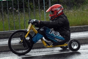 Puy-en-Velay : Simon Pourrat remporte la première descente de drift-trike