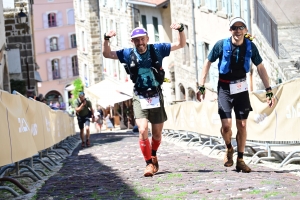 4400 participants au Trail du Saint-Jacques by UTMB : des coureurs enchantés à l&#039;arrivée