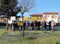 Chadrac : le collectif des espaces verts remet les pétitions au conseil municipal