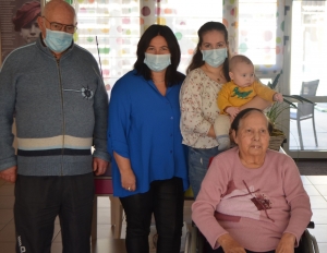 Beauzac : cinq générations réunies pour un anniversaire au Foyer Bon Secours