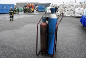 Sainte-Sigolène : un feu prend sur une bouteille d&#039;acétylène dans une usine de plastique