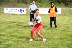Tence : Jessy Trémoulière, coach de luxe pour les jeunes Rugby Club des Hauts-Plateaux (vidéo)