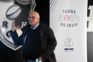 Tence : Jessy Trémoulière, coach de luxe pour les jeunes Rugby Club des Hauts-Plateaux (vidéo)