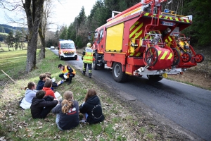 Saint-Victor-Malescours : les pompiers s&#039;entraînent sur un accident avec de nombreuses victimes (vidéo)