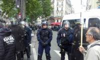 En direct de la manifestation à Paris contre la loi Travail