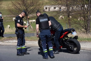 Des contrôles des gendarmes ciblés sur les motards