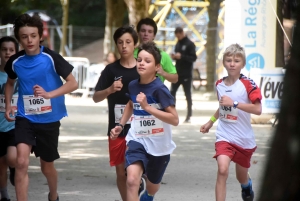 Les enfants ouvrent en petit comité le Puy Urban Trail 2021