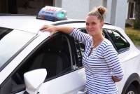 Saint-Agrève : Laura Soubeyrand est devenue chauffeur de taxi