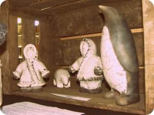 Beauzac : une étonnante exposition de poteries et sculptures à la médiathèque