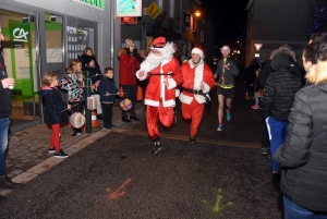Saint-Ferréol-d&#039;Auroure : un Père Noël sportif dans les rues