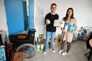 Le Puy-en-Velay : des lycéens de Simone-Weil engagés dans une collecte pour l&#039;Ukraine