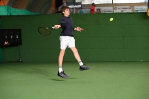 Tennis : une finale franco-française chez les garçons au Chambon-sur-Lignon