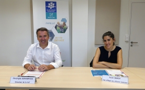 Christophe Bonnefois, directeur de la CAF de Haute-Loire, et Lucie Degoy, magistrat coordinateur juge délégué aux affaires familiales. Crédit DR||