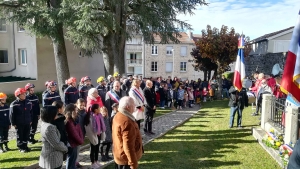 Saint-Just-Malmont : dépôt de gerbes à l’occasion de la commémoration de l’Armistice