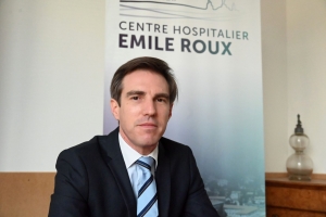 Le nouveau directeur Julien Keunebroek admis au Centre hospitalier Emile-Roux