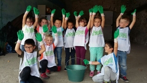Retournac : les écoliers d&#039;Arc-en-Ciel engagés pour nettoyer la nature