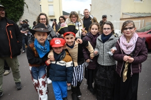 Bas-en-Basset à l'heure du Carnaval des enfants