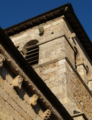 Le clocher de Saint-Victor-sur-ArlancCrédit DR||