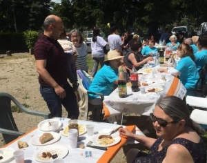Puy-en-Velay : une fête des voisins réussie à Roche-Arnaud