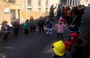 Riotord : les écoliers fêtent Mardi-Gras