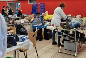 Pont-Salomon Saint-Ferréol-d&#039;Auroure : 85 donneurs à la collecte de sang