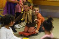 Riotord : les enfants de l&#039;école privée s&#039;initient aux arts du cirque