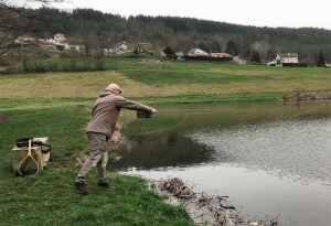Monistrol-sur-Loire : l&#039;étang d&#039;Antonianes accessible à la pêche à la mouche