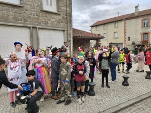 Grazac : les enfants défilent pour Carnaval