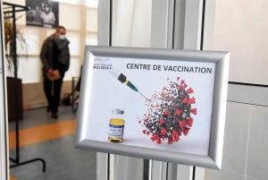 Covid : le premier centre de vaccination ouvert au Puy-en-Velay, avant Yssingeaux et Brioude