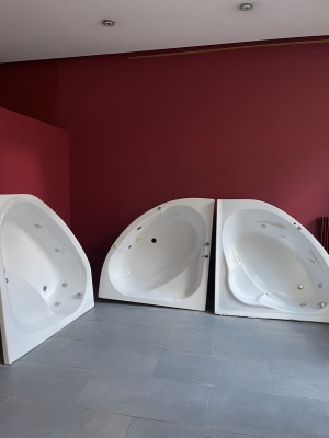 Offrez-vous les toilettes et les poignées de l&#039;Hôtel Régina au Puy-en-Velay