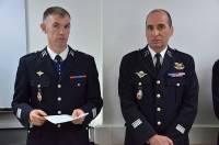 Le colonel, commandant du groupement de gendarmerie de la Haute-Loire, et Didier Beltran, commandant de la compagnie d&#039;Yssingeaux.