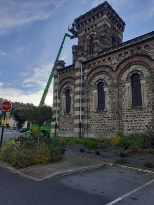 Pont-Salomon : des travaux en urgence sur le toit de l&#039;église