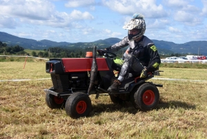 Course sur prairie de Saint-Maurice-de-Lignon : les tracteurs-tondeuses