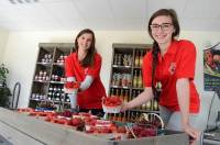 Vos fruits rouges en direct : une boutique ouverte à Saint-Jeures tout l’été