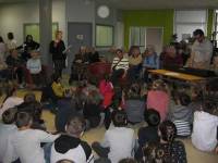 Tence : les écoliers chantent pour les résidents de la Sérigoule
