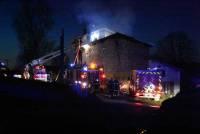 Sainte-Sigolène : un incendie s&#039;attaque à un corps de ferme rénové
