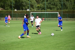 Pas de but mais du jeu entre Le Puy Foot et Troyes au Chambon-sur-Lignon