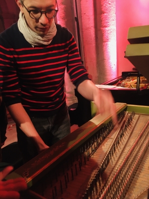 Riotord : cordes frappées et cordes pincées pour le concert piano-clavecin
