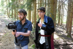 Un jeune réalisateur recherche des figurants pour le troisième épisode de son court-métrage