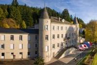 Le château de Montbarnier abrite l&#039;Ecole de pâtisserie.