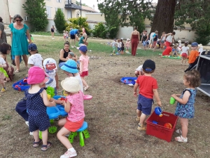 Bas-en-Basset : 70 enfants dans le jardin public pour une matinée de jeux