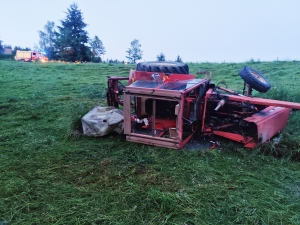 Lapte : un retraité meurt sous son tracteur