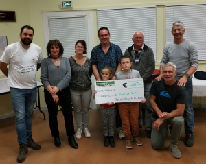 Allègre : la Cool et Verte remet un chèque de 4000 euros pour des enfants malades
