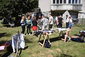 Chambon-sur-Lignon : elle organise un vide-dressing le 15 août dans le jardin familial