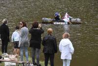 Beauzac : dix baignoires comme des poissons sur l&#039;eau sur la Loire
