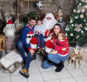 Bas-en-Basset : le Père Noël invité pour une série de photos avec le Sou des écoles