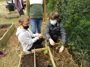 Les Villettes : le projet jardin se poursuit à l&#039;école de Trevas