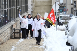 Epuisés, les soignants se mettent en grève à l&#039;hôpital d&#039;Yssingeaux